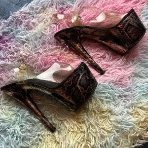 PLEASER Reptile Clear 6” Size 7 Stripper Heels